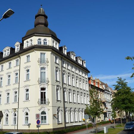 Hotel Fuerstenhof Rathenow Bagian luar foto