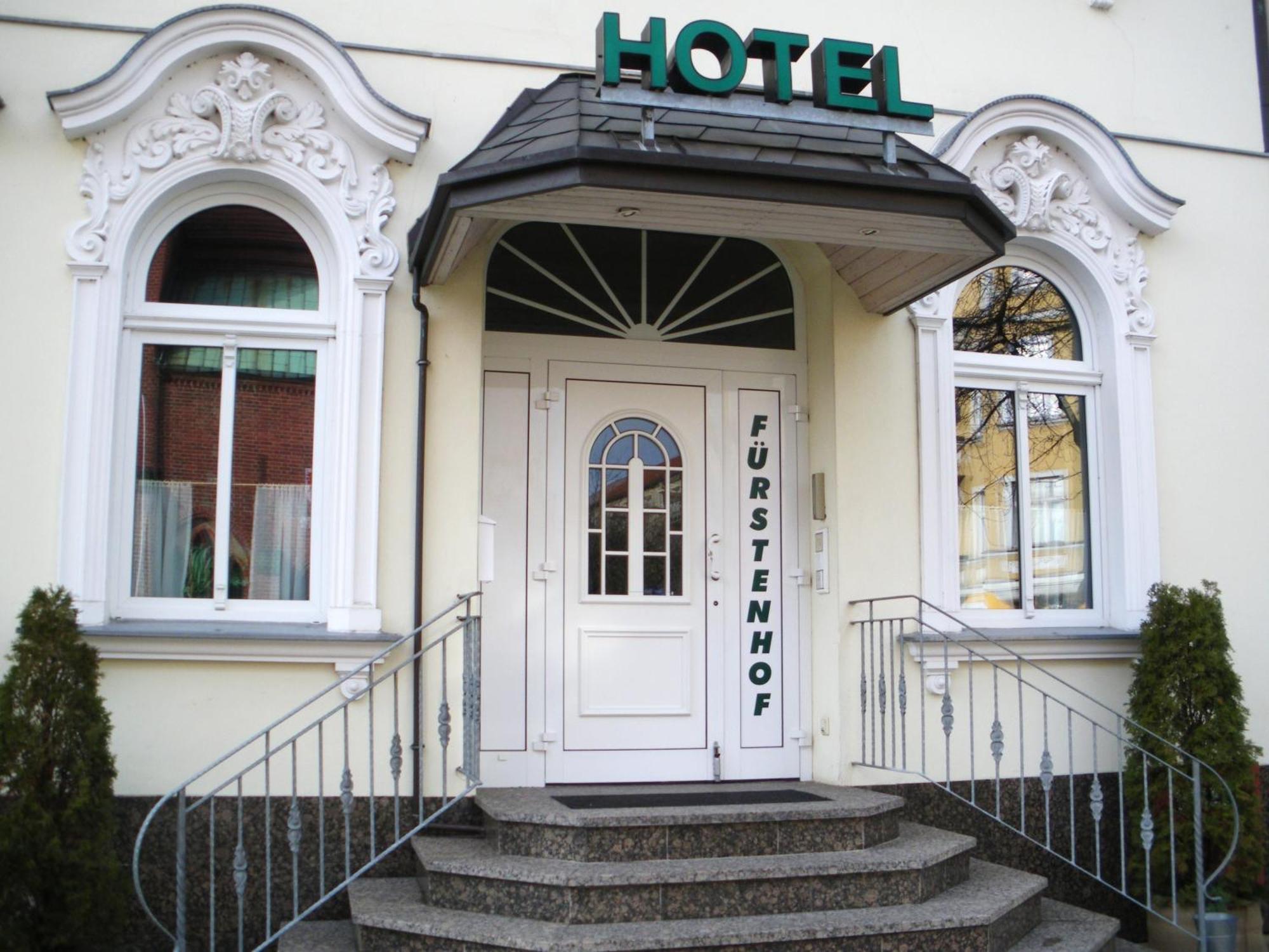 Hotel Fuerstenhof Rathenow Bagian luar foto